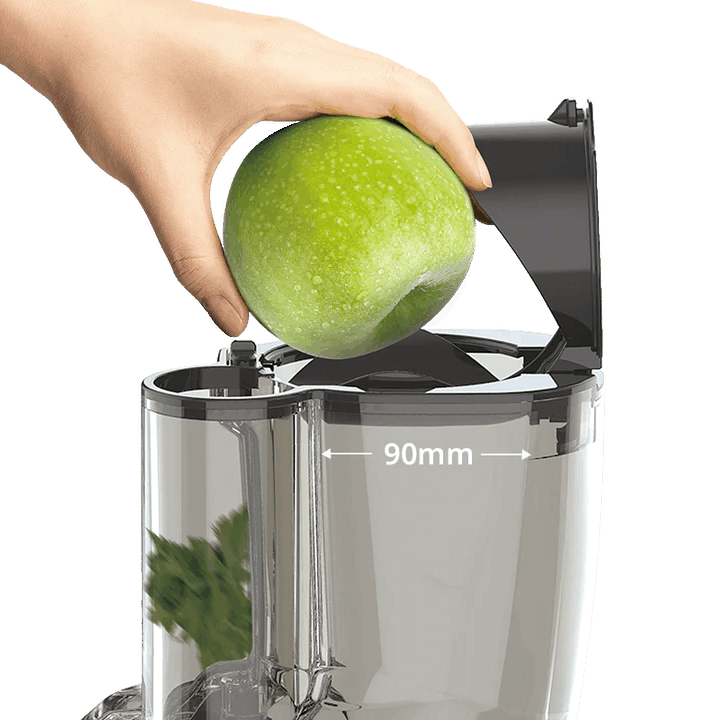 jak velký kus ovoce dostanu do šnekového odšťavňovače?